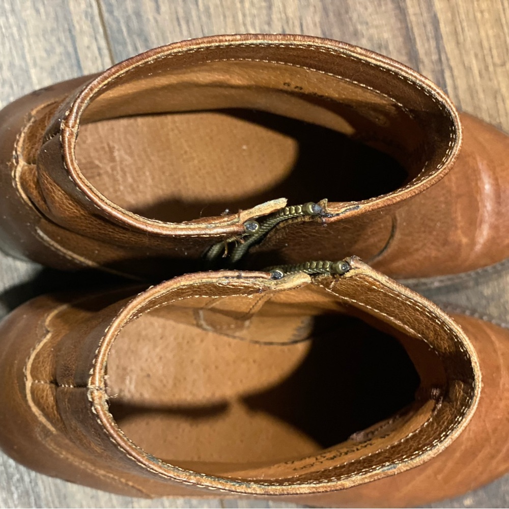 Ariat Chelsea boot size 6 in great condition - Picture 6 of 8